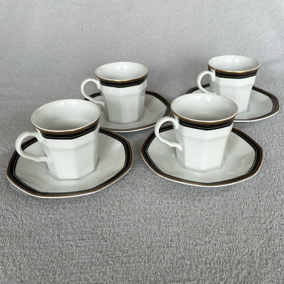 Christopher Stuart Set of 4 Demitasse/Espresso Cups and Saucers - Picture 1 of 4